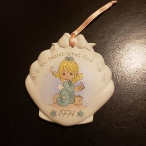Precious Moments Ornament Collectible